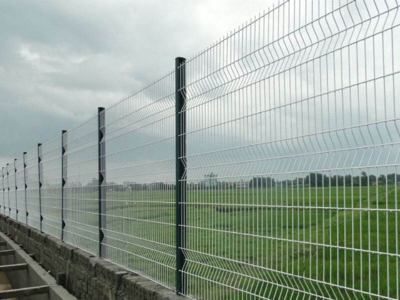 hàng rào lưới thép bảo vệ công trình xây dựng