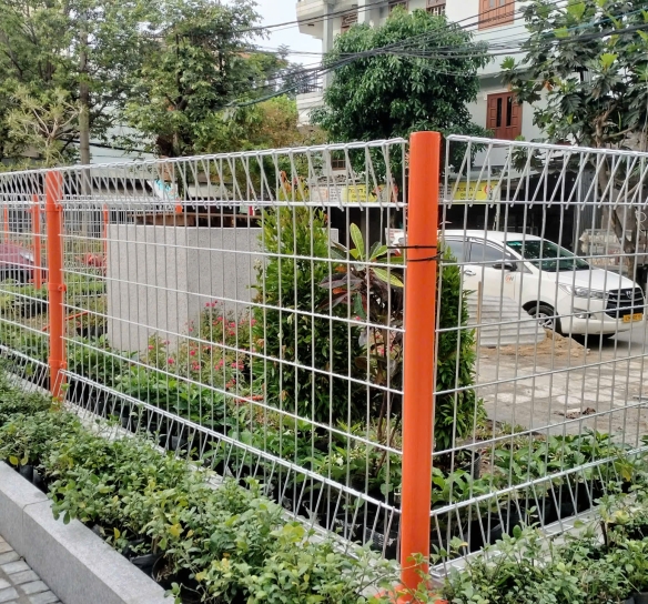 Hàng rào bẻ 2 đầu