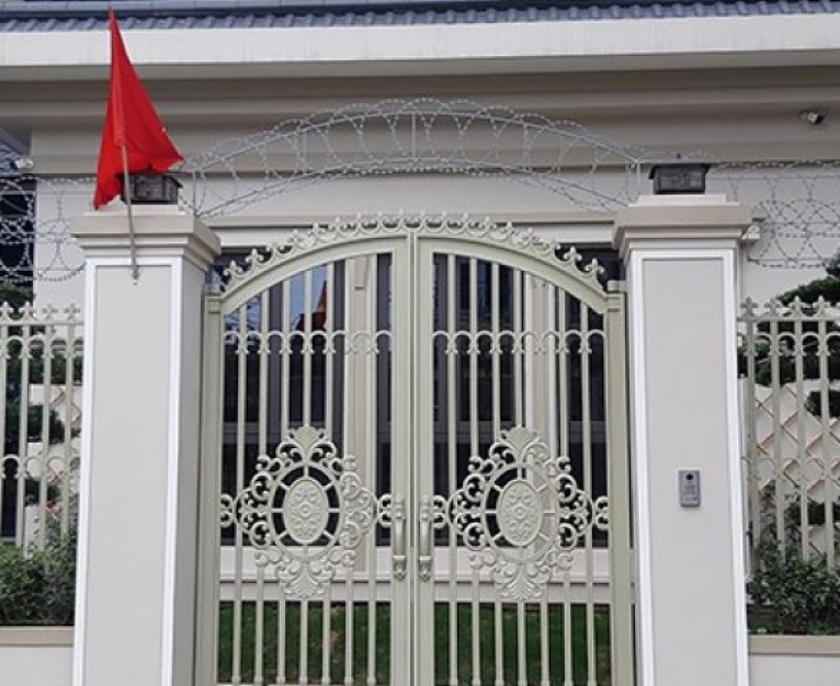 Các mẫu cổng rào đẹp, bền và phổ biến hiện nay