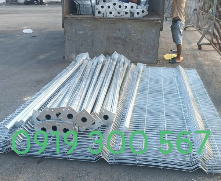 Hàng Rào Lưới Thép Mạ Kẽm