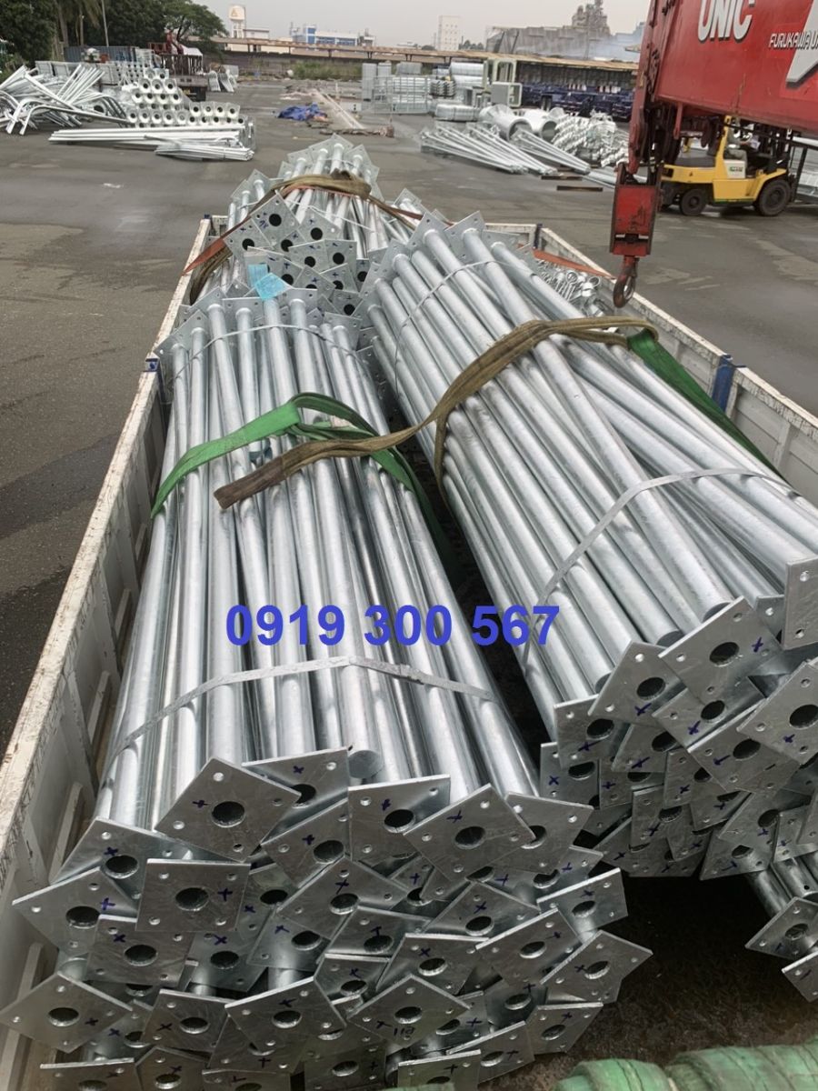 cột hàng rào mạ kẽm nhúng nóng